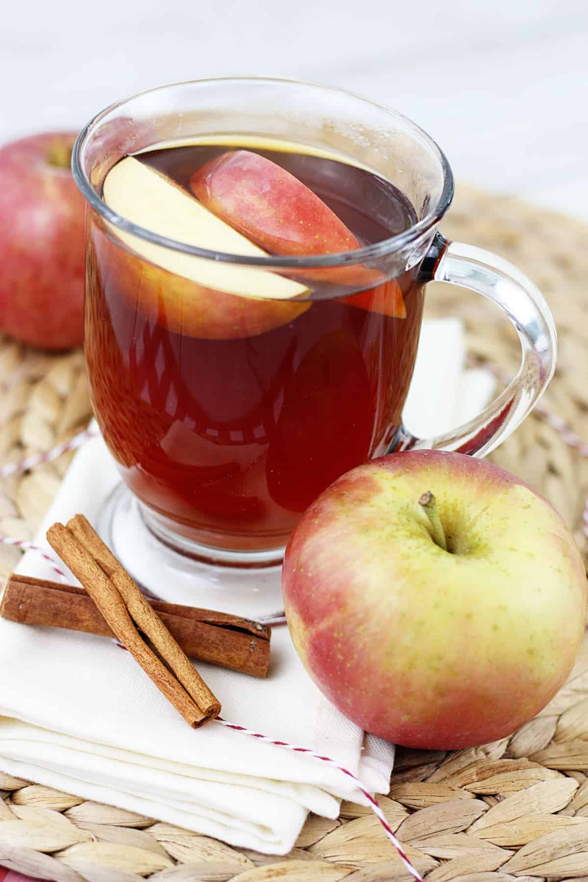 SEASONAL: Vanilla Apple Streusel Tea